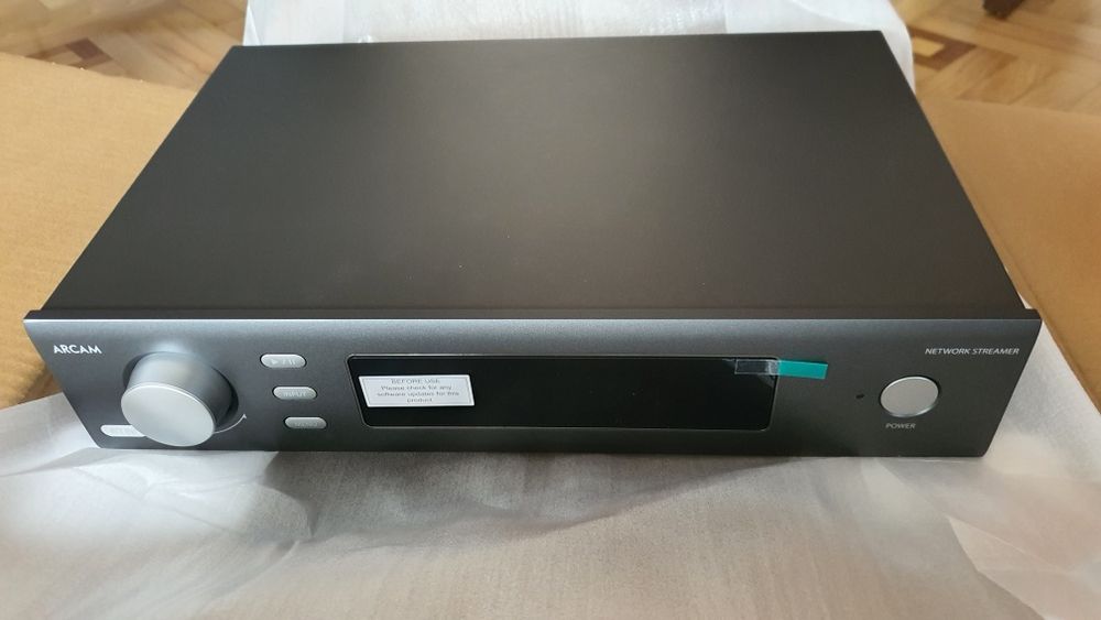 ARCAM ST60 streamer sieciowy / przedwzmacniacz