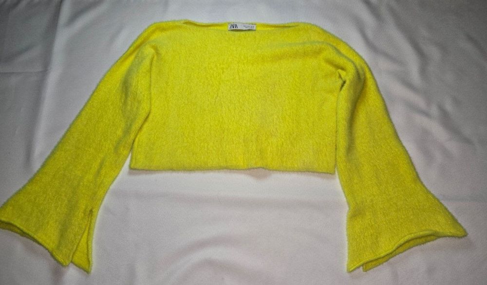 Krótki żółty sweter Zara
