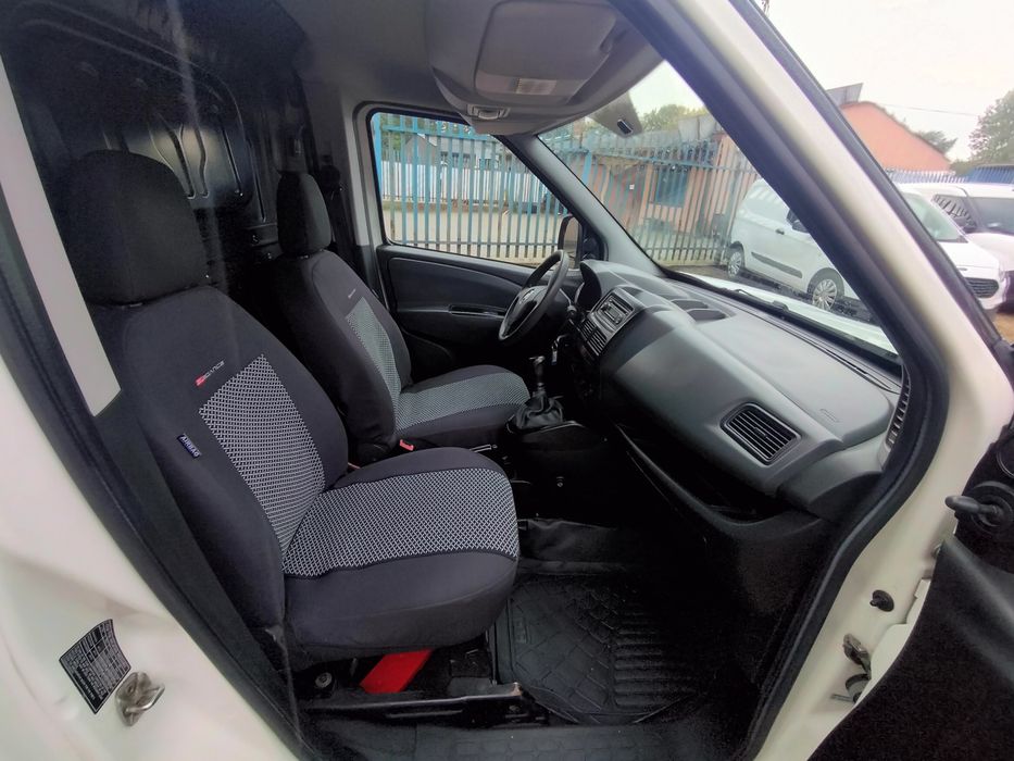 Fiat Doblo faktura VAT 23%