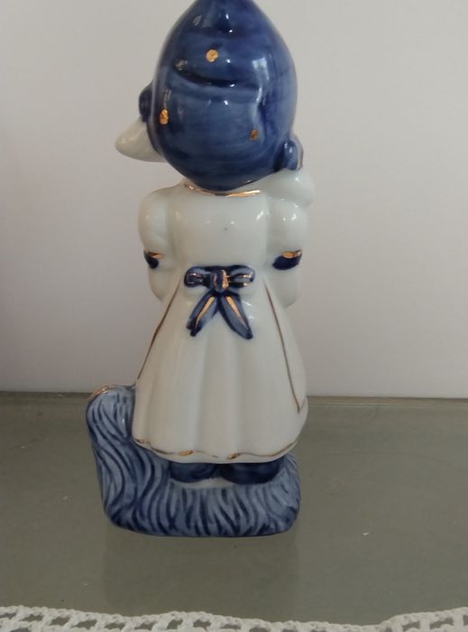 Dziewczyna z porcelany