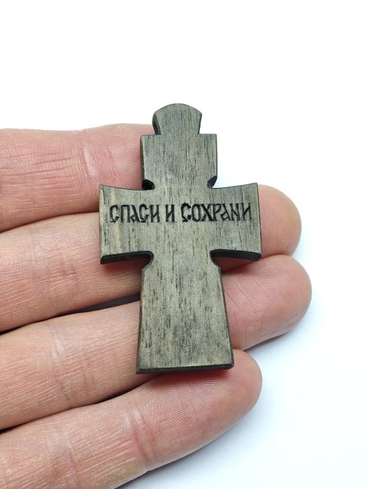 Хрест натільний, ручна робота.