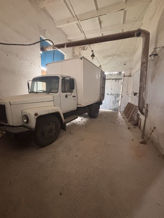 Продам окрему виробничу базу м. Зіньків  760м2 млин/елеватор