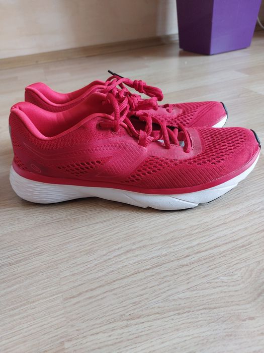 Buty  sportowe czerwone