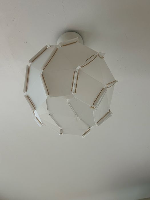 Conjunto 2 candeeiros IKEA: de teto e de mesa