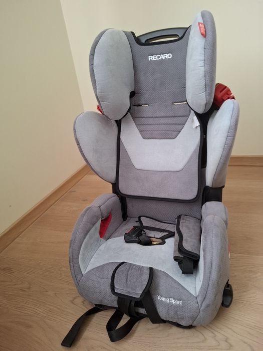Дитяче автокрісло Recaro Young Sport