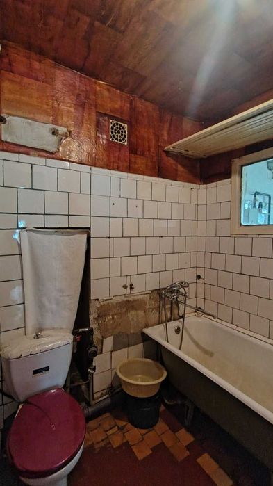 Продам 2-кімн. квартиру  Правий берег вул. Новокримська