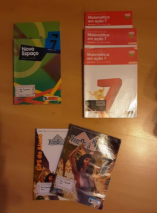 Manuais Escolares e Cadernos de Atividades - 7º Ano