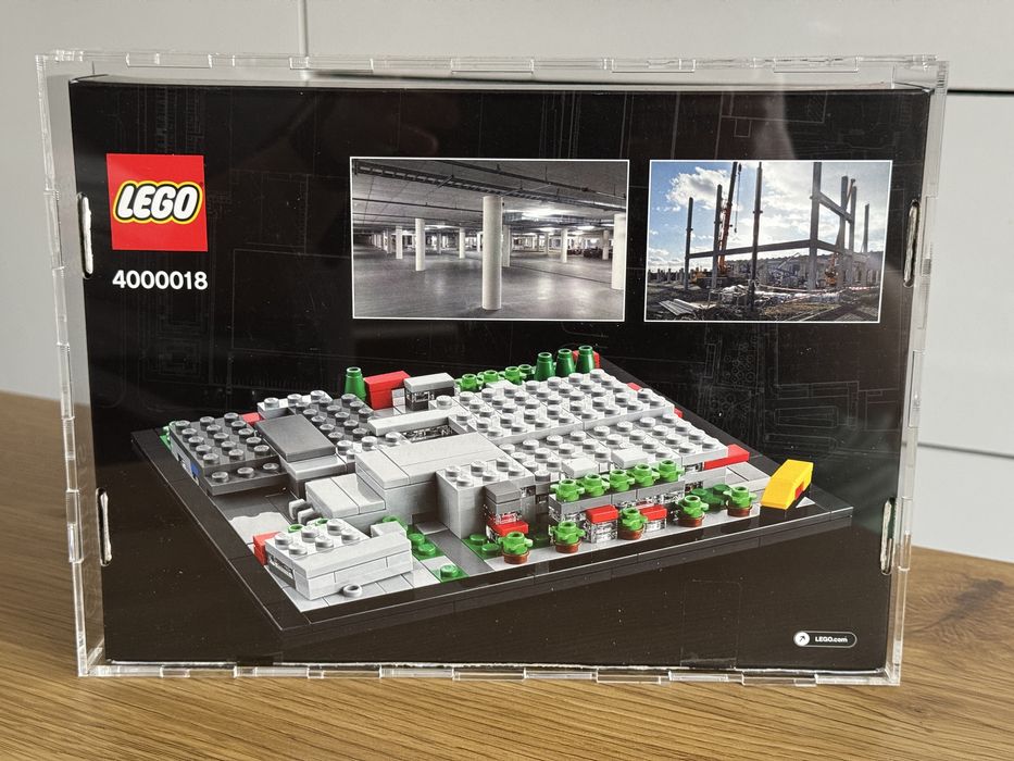 LEGO Architecture 400018 Kladno Campus 2015