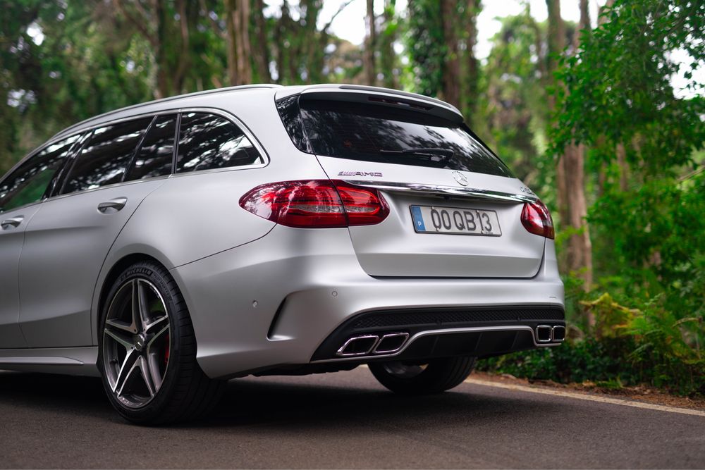 Mercedes C 63 AMG S foto 3