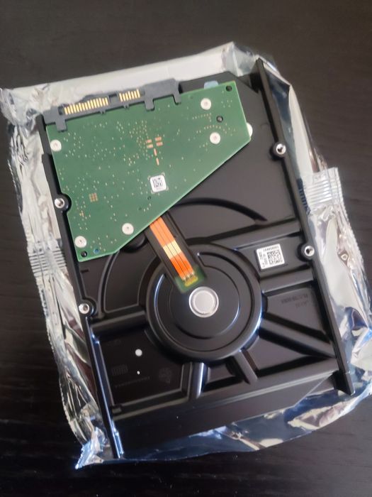 Disco Rígido Seagate Exos 7E8 3.5" 2TB SAS