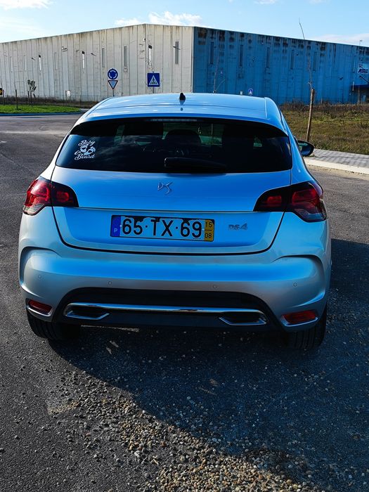 DS4 em excelente estado - Oportunidade