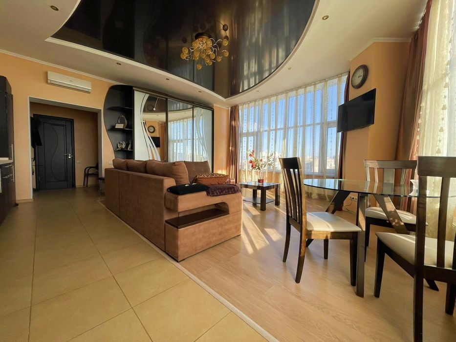 Сдам посуточно. Студия с отдельной спальней. Центр, ЖД вокзал, Новый П