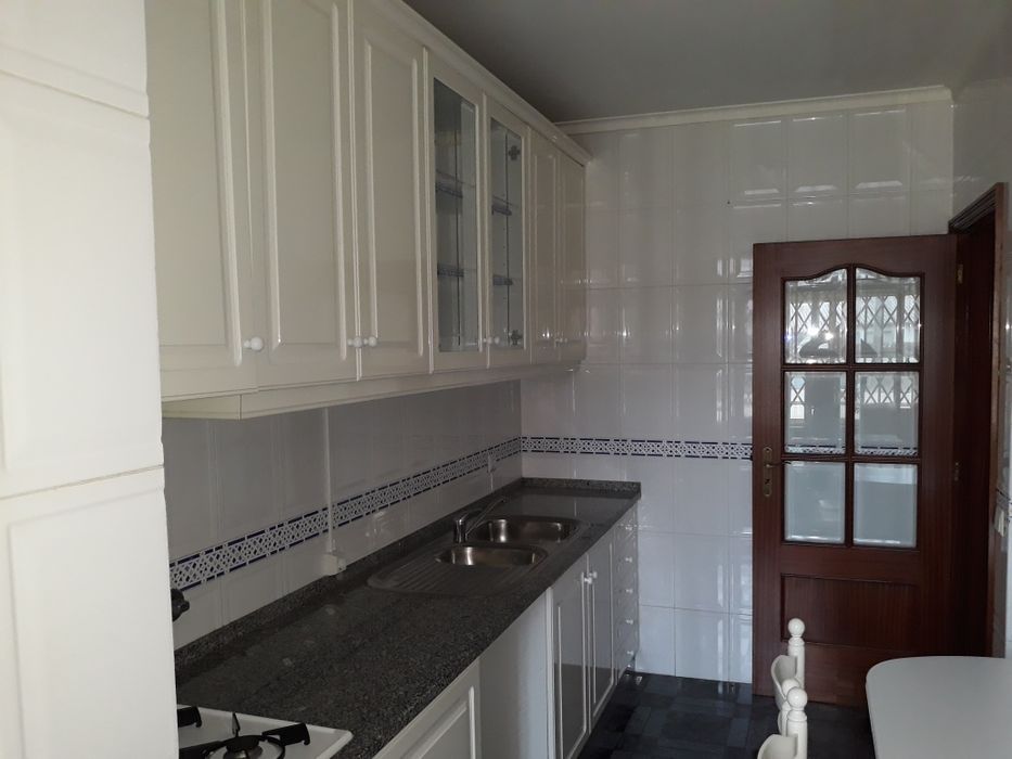 Vendo t2 com suite em Serzedo, VNG