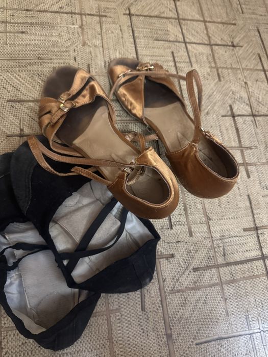 Туфли бальные, 39женск. на каблуке.