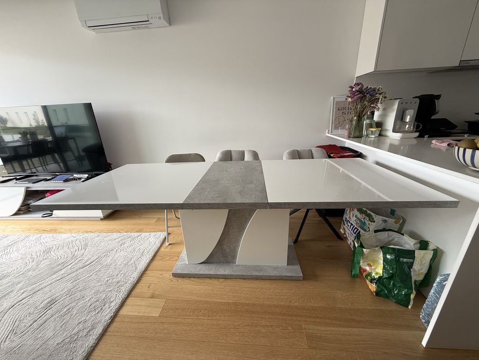 Mesa de jantar extensível
