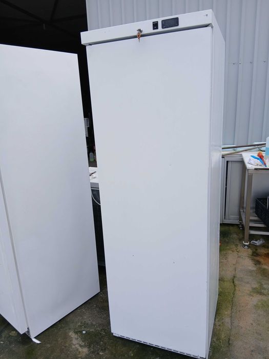 Arcas verticais de congelação.