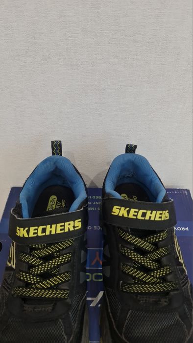 Кросівки Skechers