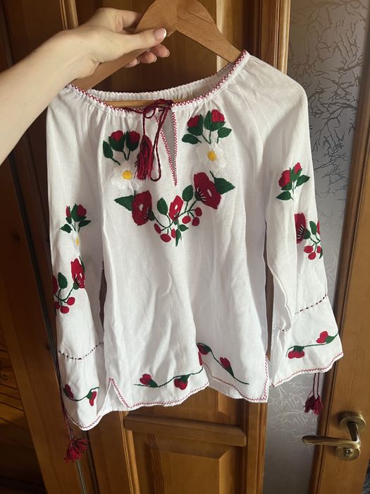 Вишиванка вишита сорочка для дівчинки