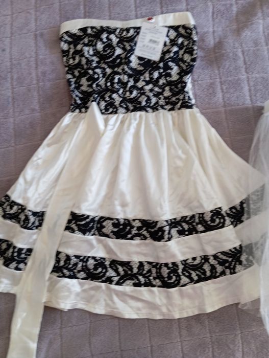 Святкова сукня на випускний