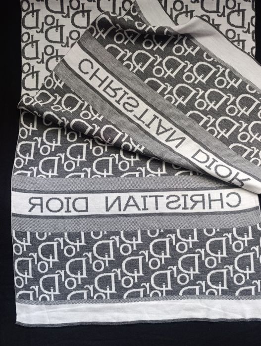 Шарф Christian Dior
