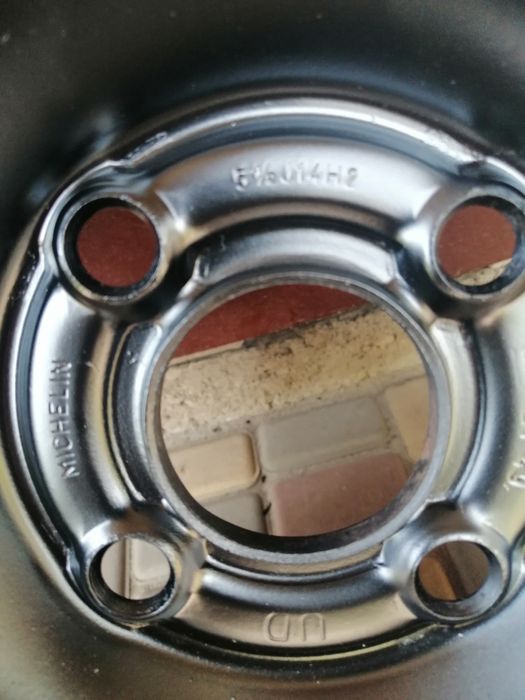 Шина  без диска 175 на 70 на 14