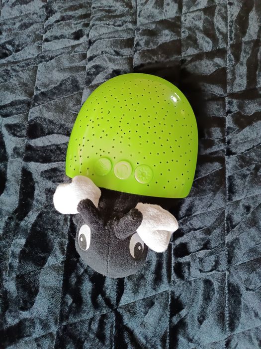 Lampka z projektorem