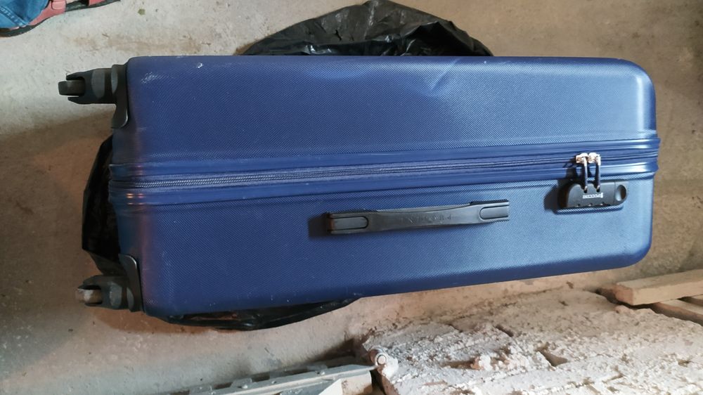 Duża firmowa walizka Puccini  Nie wysyłam !