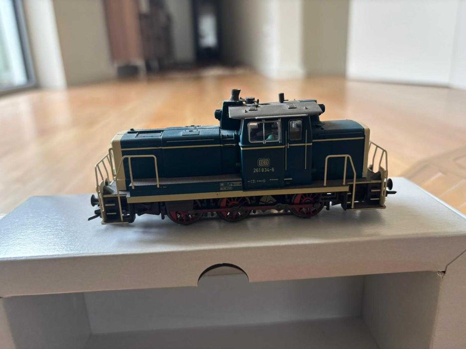 Locomotiva Märklin 37616, excelente estado.