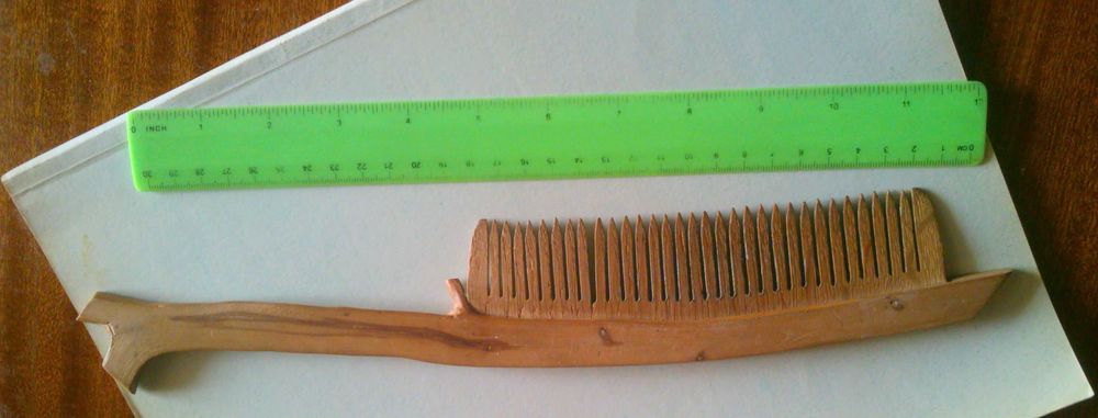 Гребень деревянный