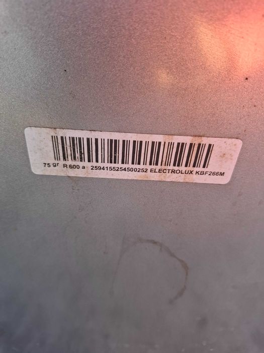 Czesci wewnętrzne do lodowki Elektrolux