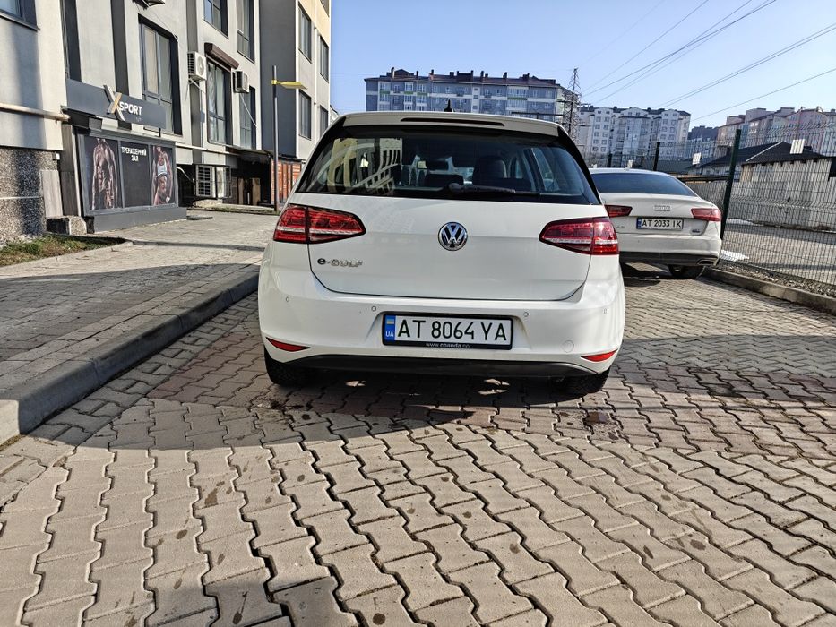 Volkswagen e-golf 24kw