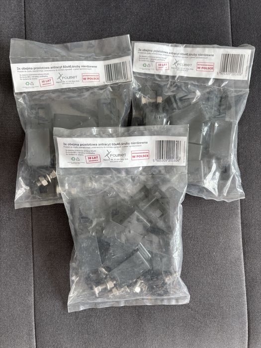 3x obejmy przelotowe antracyt 60x40 do paneli ogrodzeniowych Polimet