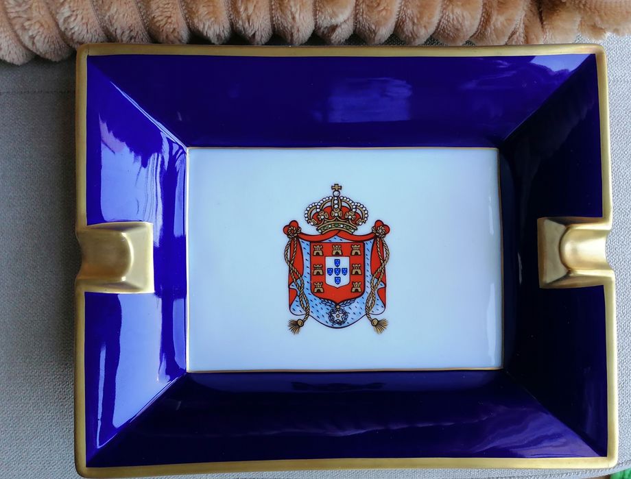 Cinzeiros diversos porcelana