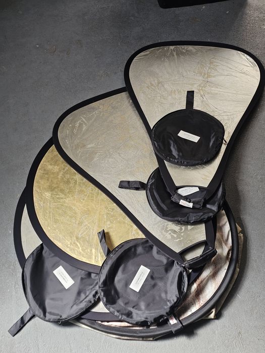 Conjunto de reflectores e fundo