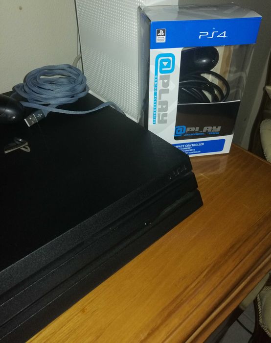 Playstation 4 Pro 1TB