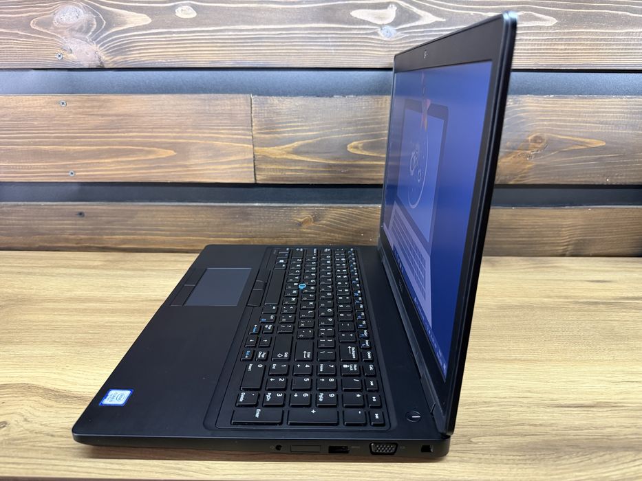 Dell Latitude 5580 MX940 2GB 15,6"IPS/i5-7440HQ/8 GB +cлот/256 Gb SSD M2/12% зносу