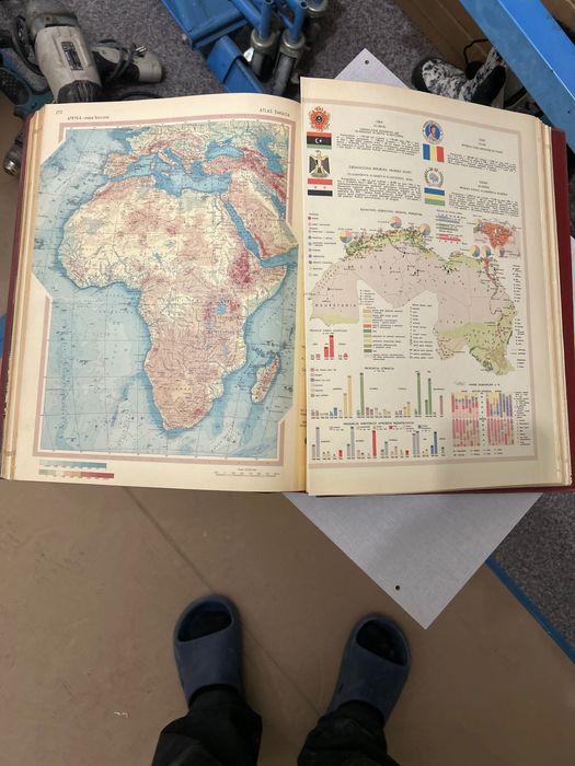 Atlaś Świata z 1962 romu