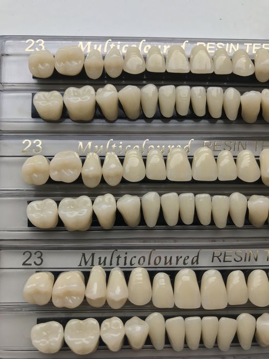 Гарнітури акрилових зубів для зубних протезів А3, А2, А1