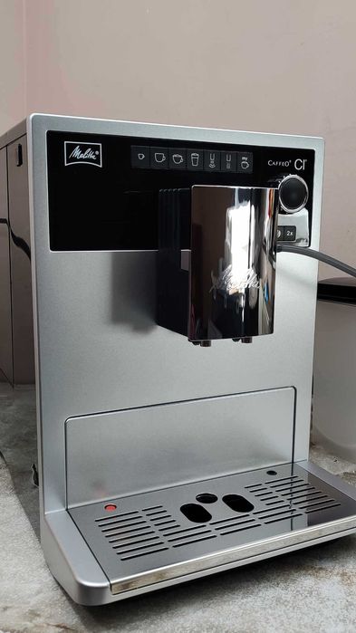 Automatyczny ekspres ciśnieniowy Melitta CI E970-101, 1400W srebrny