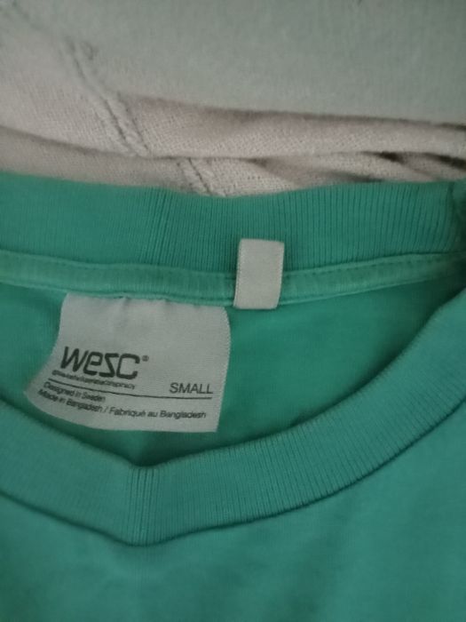 T-shirt marca WESC tamanho S