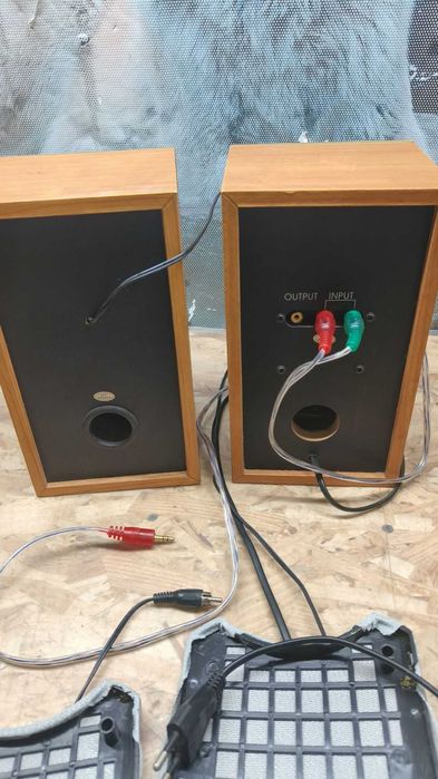 акустичні колонки BTC