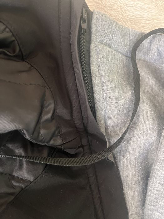 Продам весеяну чоловічу куртку