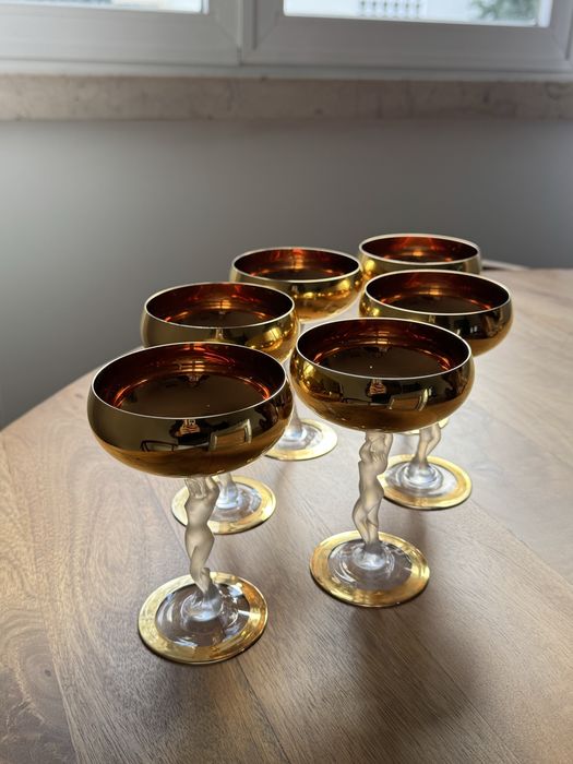 Conjunto 6 Taças Vintage Art Déco – Pé Feminino Esculpido – Douradas