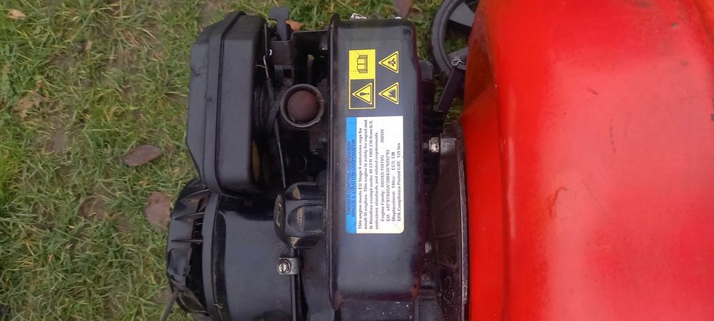 Kosiarka spalinowa  silnik Briggs 4,5 km