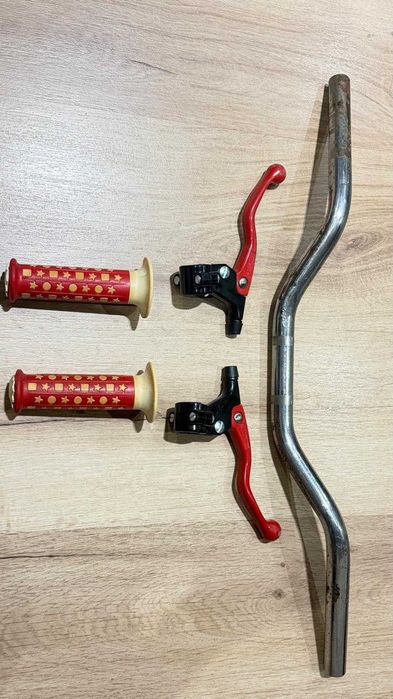 Black Cockpit Set with Stem and Handlebar