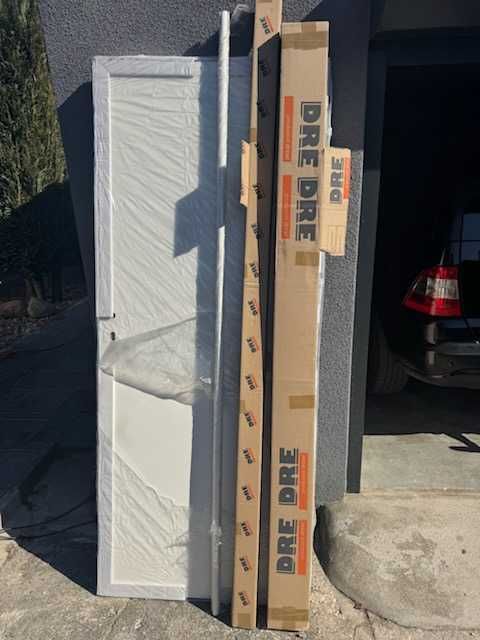 Drzwi białe lewe DRE 80-tki