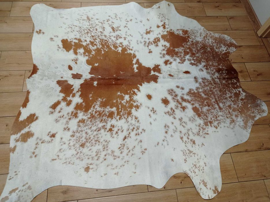 Dywan SKÓRA BYDLĘCA łaciata brązowo-biała Krowa naturalna