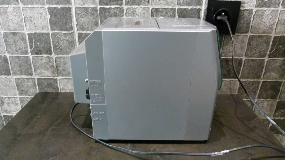 Miniwieża JVC UX-V3 czyta CD AUX SPDIF OUT 38W magnetofon problem