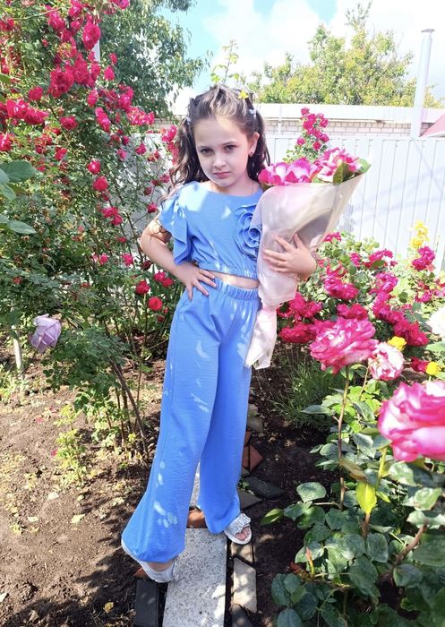 Костюм на дівчинку