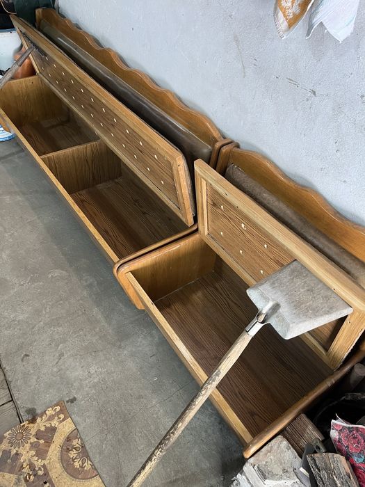 Уголок мебельный